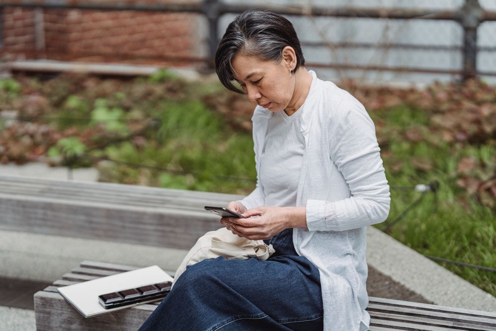A visitor on mobile data, judged on content